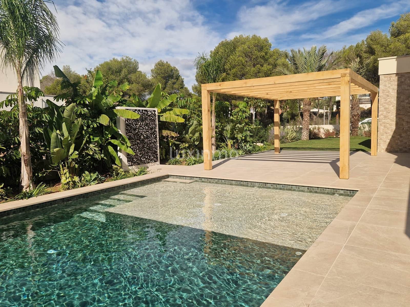 3 soveværelse Villa til salg i Javea / Xabia med swimmingpool - € 1.749.000 (Ref: 9587996)