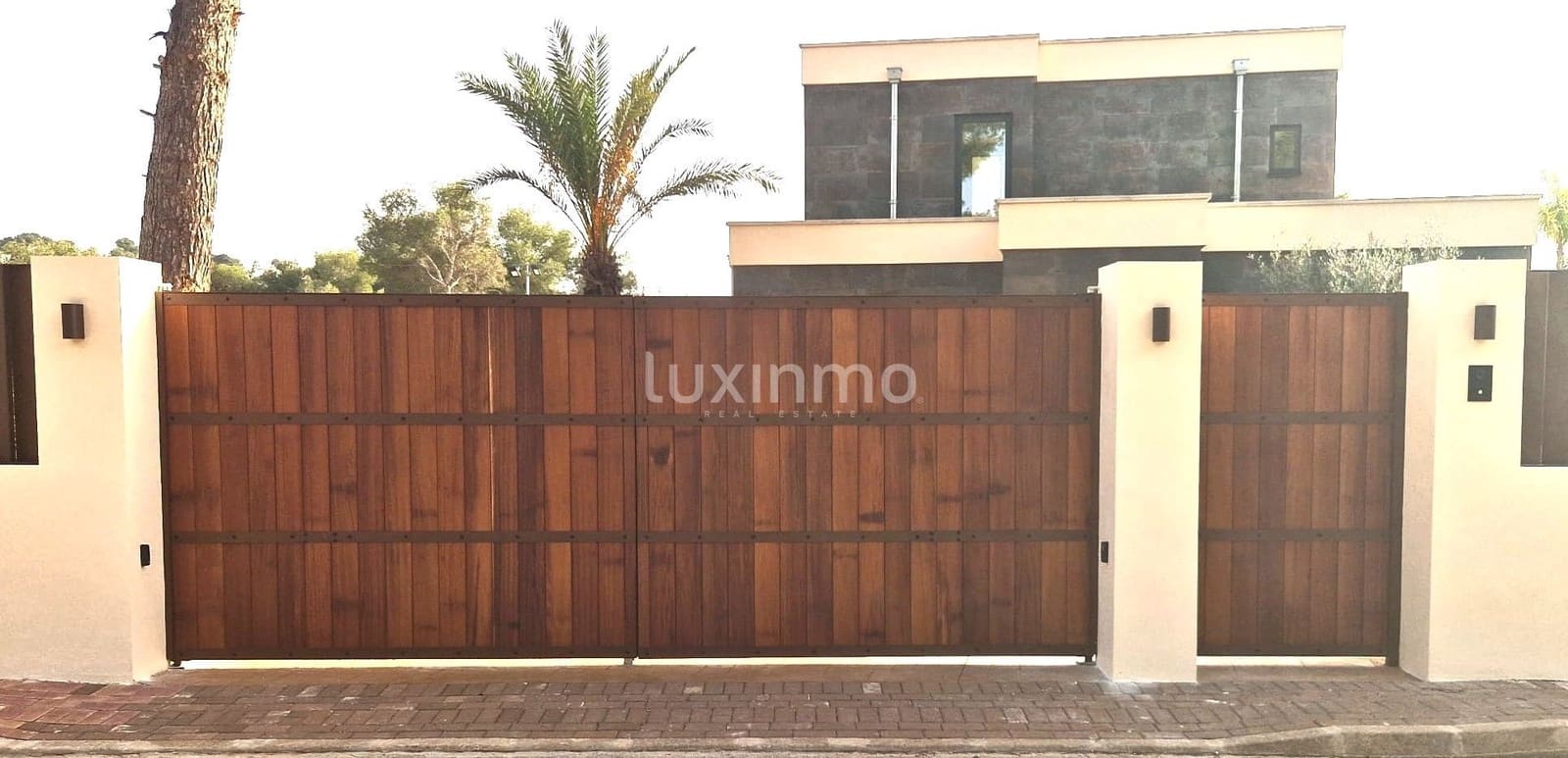 3 soveværelse Villa til salg i Javea / Xabia med swimmingpool - € 1.749.000 (Ref: 9587996)