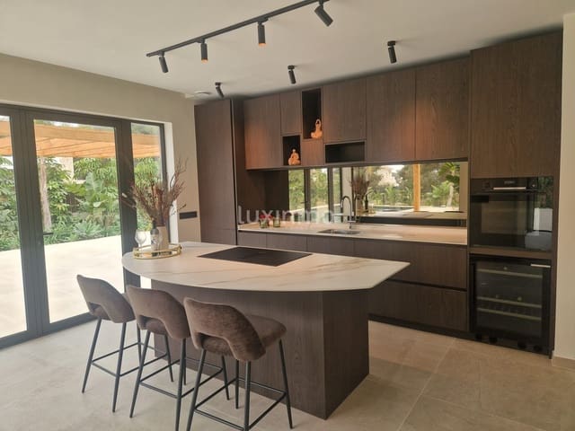 3 soveværelse Villa til salg i Javea / Xàbia med swimmingpool - € 1.749.000 (Ref: 9587996)