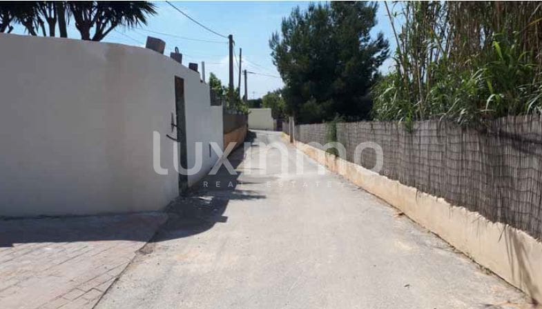 Mark till salu i Santa Eulalia / Santa Eularia - 676 000 € (Ref: 9587997)