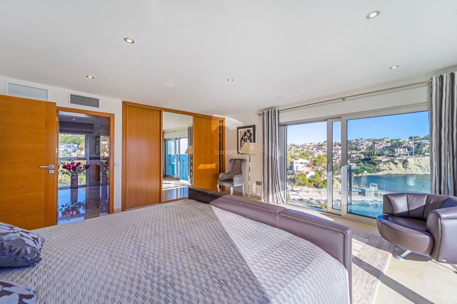 3 soverom Villa til salgs i Calpe / Calp med svømmebasseng garasje - € 4 200 000 (Ref: 9587998)