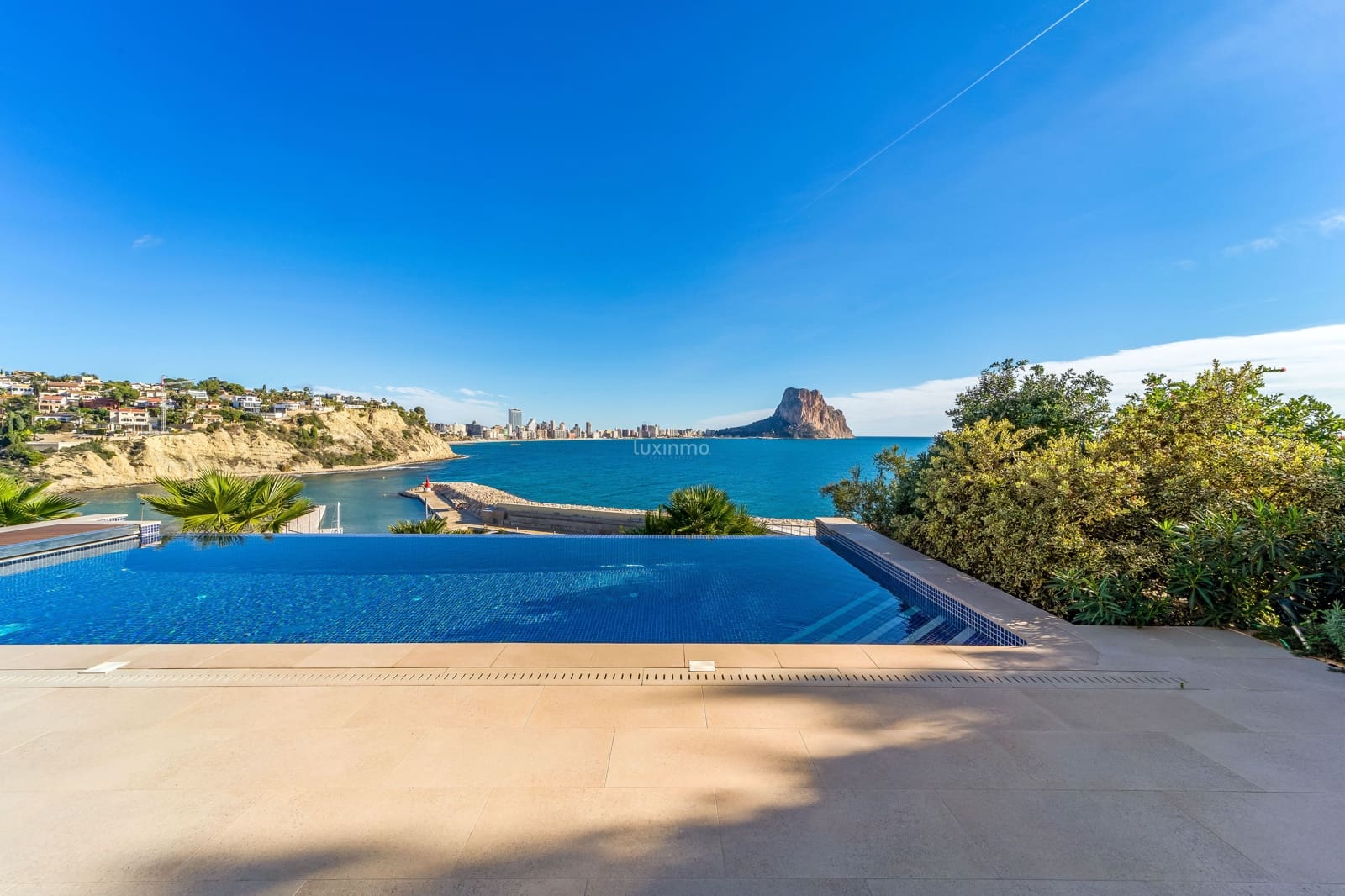 3 soverom Villa til salgs i Calpe / Calp med svømmebasseng garasje - € 4 200 000 (Ref: 9587998)