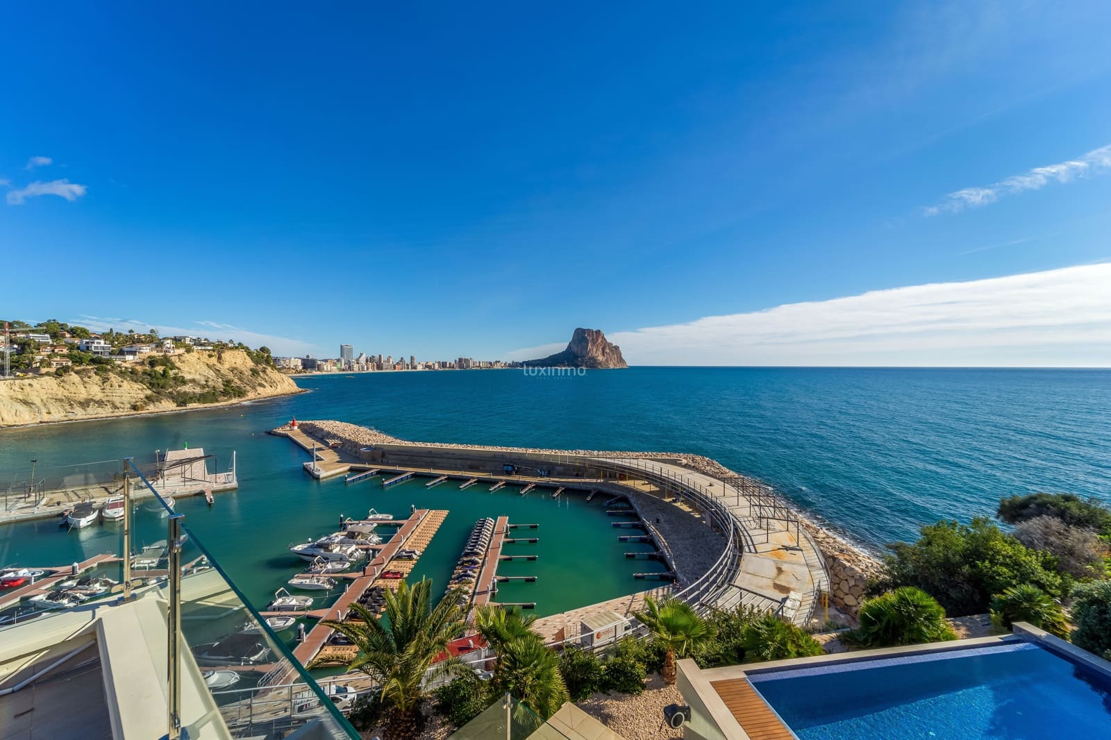 3 soverom Villa til salgs i Calpe / Calp med svømmebasseng garasje - € 4 200 000 (Ref: 9587998)
