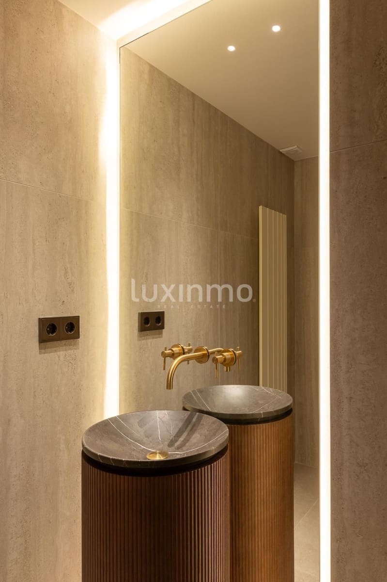 3 soveværelse Penthouse til salg i Ibiza by med swimmingpool garage - € 2.950.000 (Ref: 9597187)