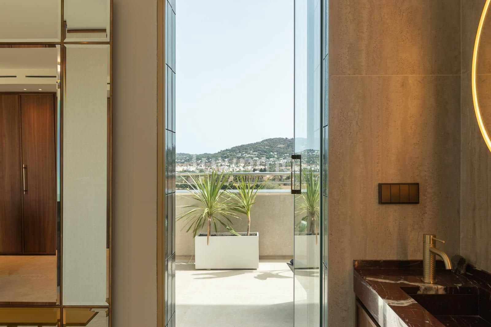 3 soveværelse Penthouse til salg i Ibiza by med swimmingpool garage - € 2.950.000 (Ref: 9597187)