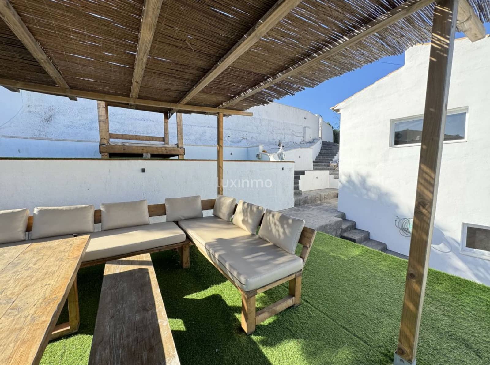 Chalet de 4 habitaciones en Dénia en venta con piscina - 480.000 € (Ref: 9597192)