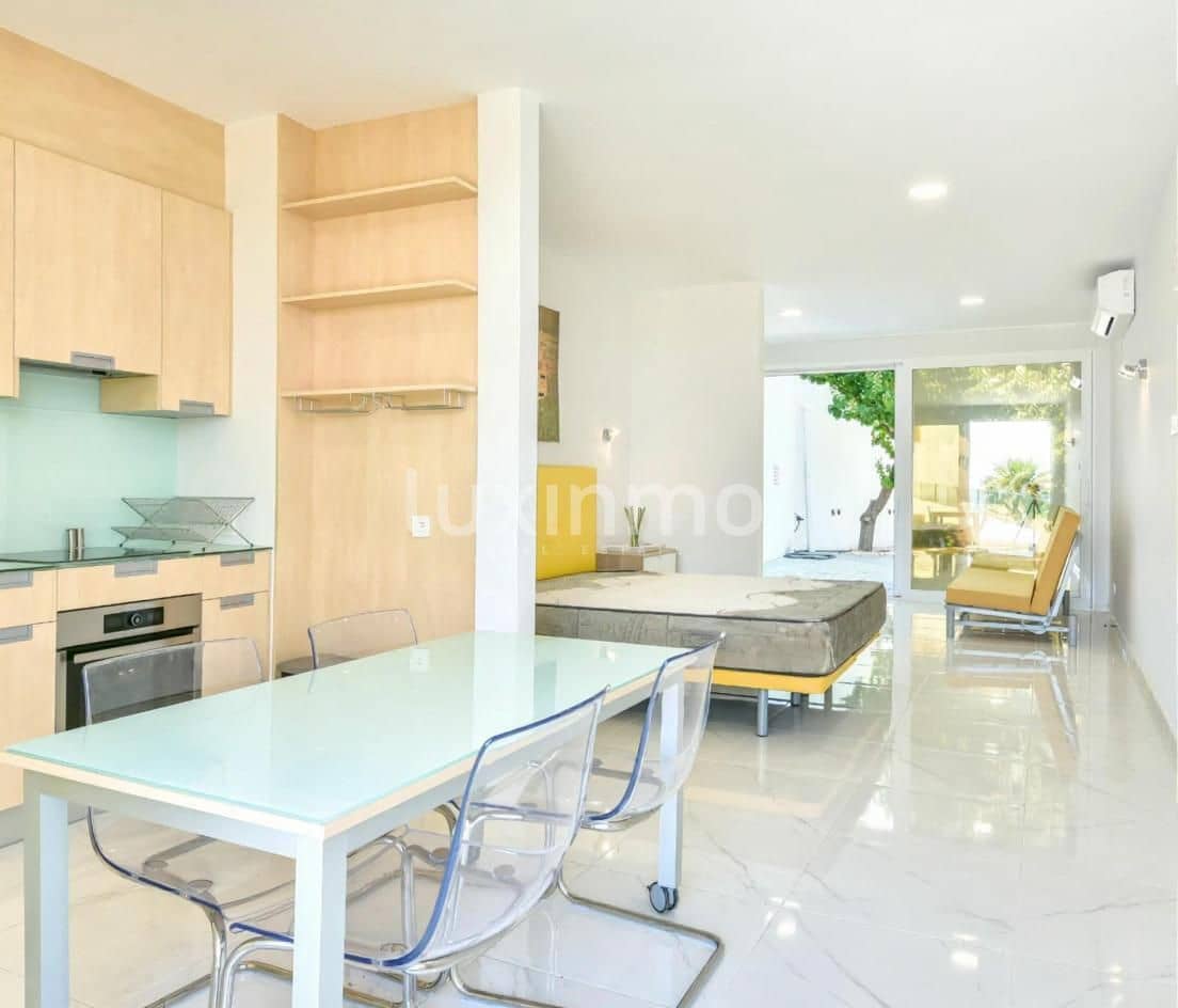 5 makuuhuone Huvila myytävänä paikassa Calpe / Calp mukana uima-altaan 
autotalli - 1 650 000 € (Ref: 9597194)