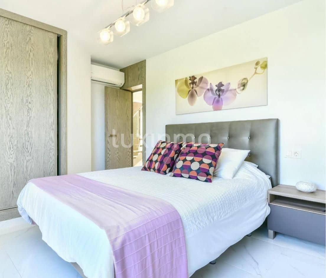 5 makuuhuone Huvila myytävänä paikassa Calpe / Calp mukana uima-altaan 
autotalli - 1 650 000 € (Ref: 9597194)