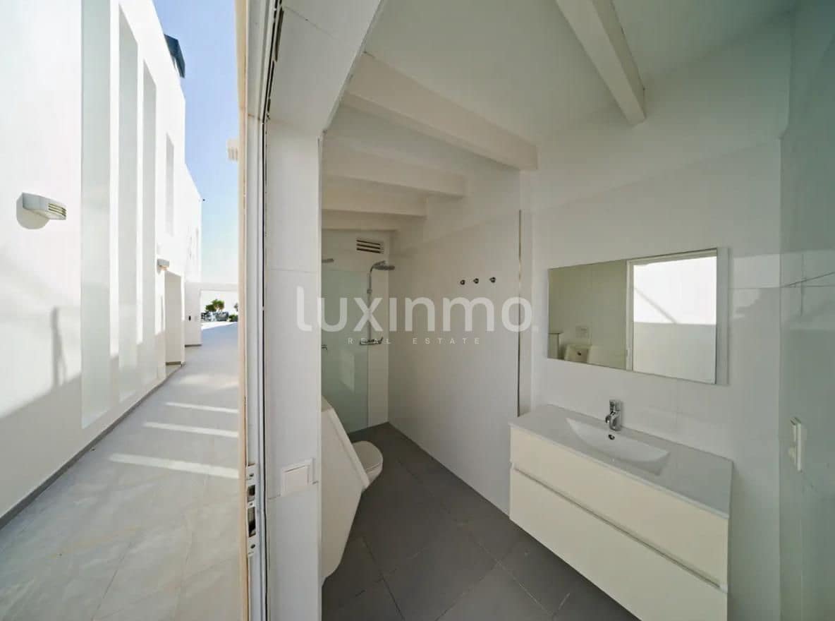 5 makuuhuone Huvila myytävänä paikassa Calpe / Calp mukana uima-altaan 
autotalli - 1 650 000 € (Ref: 9597194)