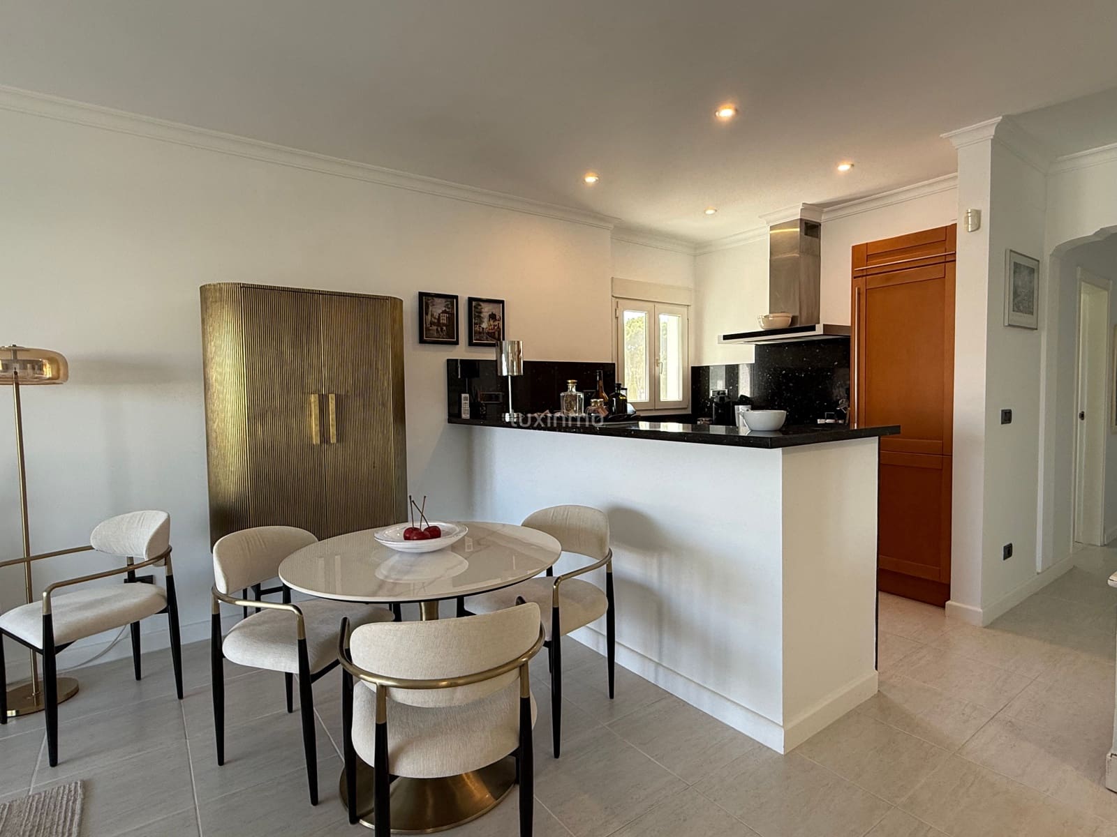 Apartamento de 2 habitaciones en Benissa en venta con piscina garaje - 335.000 € (Ref: 9597205)