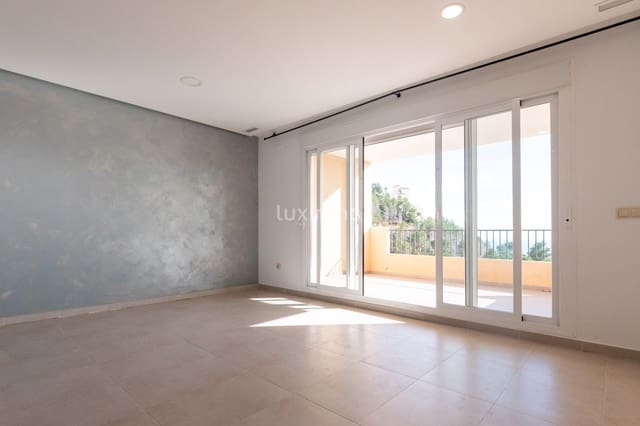 2 bedroom Flat for sale in Altea with pool garage - € 280,000 (Ref: 9597230)