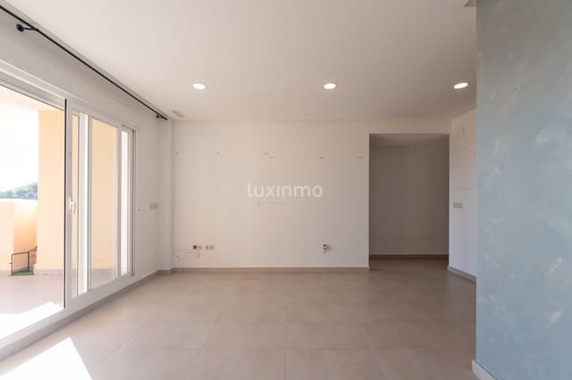 2 bedroom Flat for sale in Altea with pool garage - € 280,000 (Ref: 9597230)