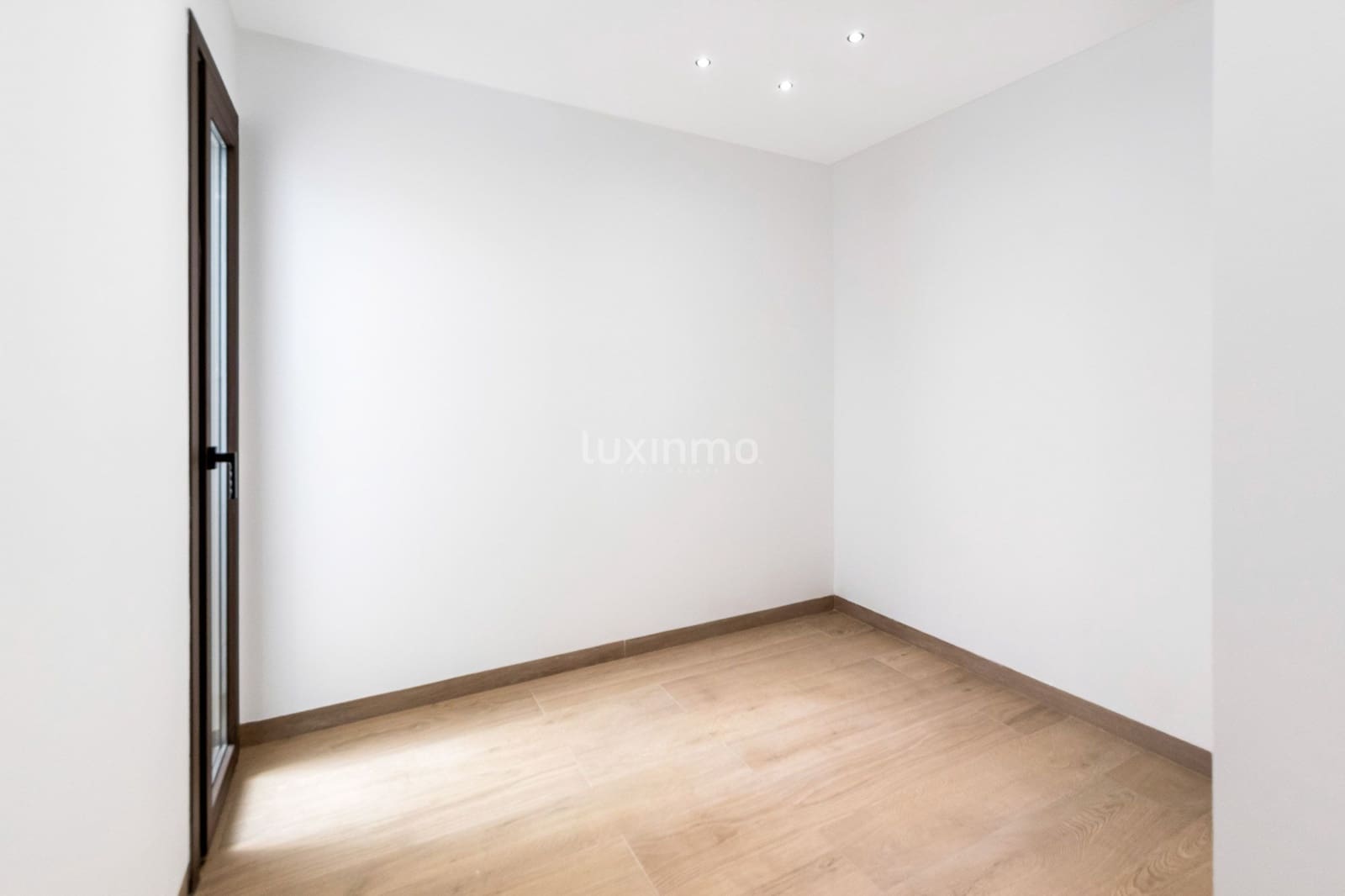 4 makuuhuone Huvila myytävänä paikassa Finestrat mukana uima-altaan 
autotalli - 865 000 € (Ref: 9597232)