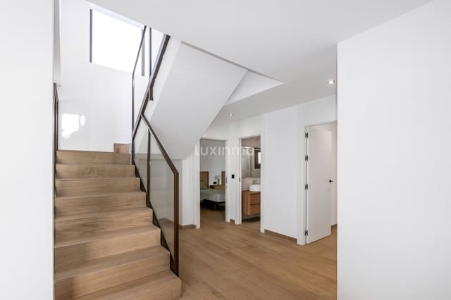 4 makuuhuone Huvila myytävänä paikassa Finestrat mukana uima-altaan 
autotalli - 865 000 € (Ref: 9597232)