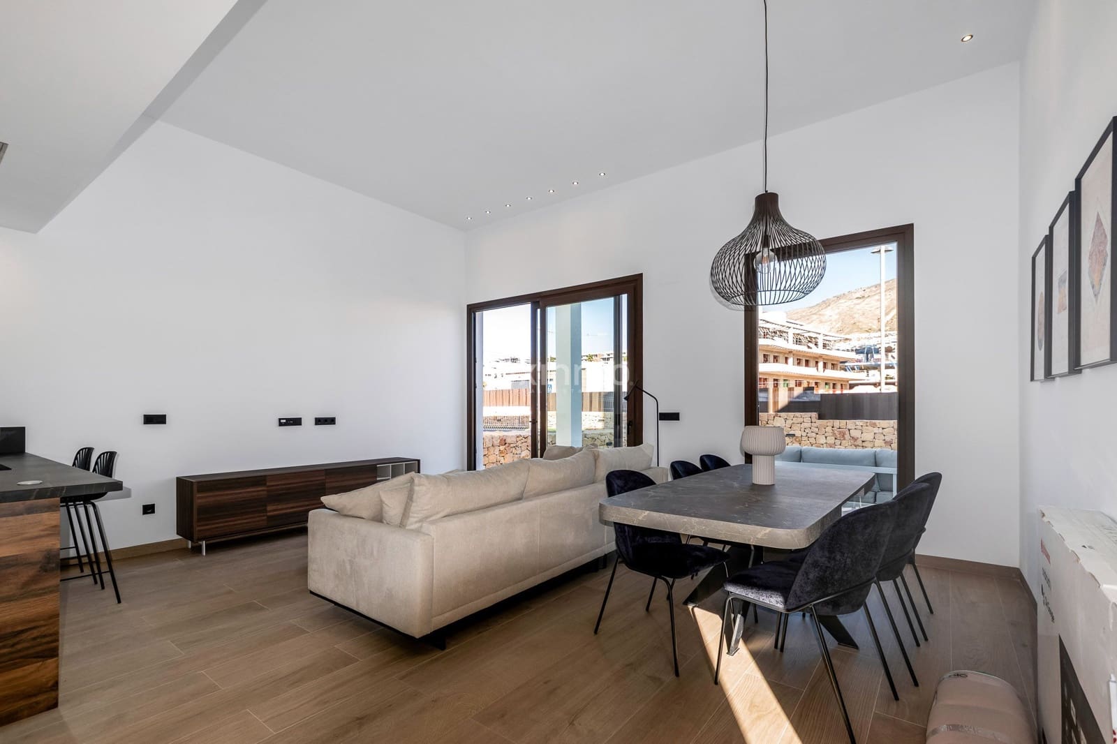 4 makuuhuone Huvila myytävänä paikassa Finestrat mukana uima-altaan 
autotalli - 865 000 € (Ref: 9597232)