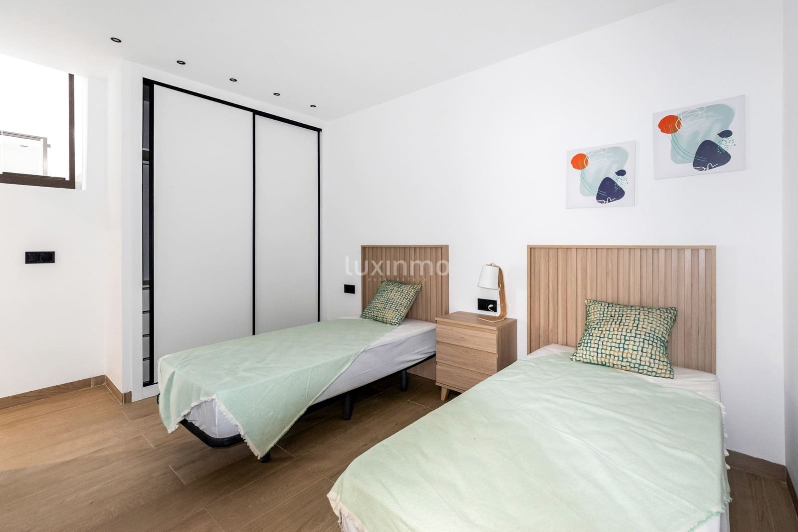 4 makuuhuone Huvila myytävänä paikassa Finestrat mukana uima-altaan 
autotalli - 865 000 € (Ref: 9597232)