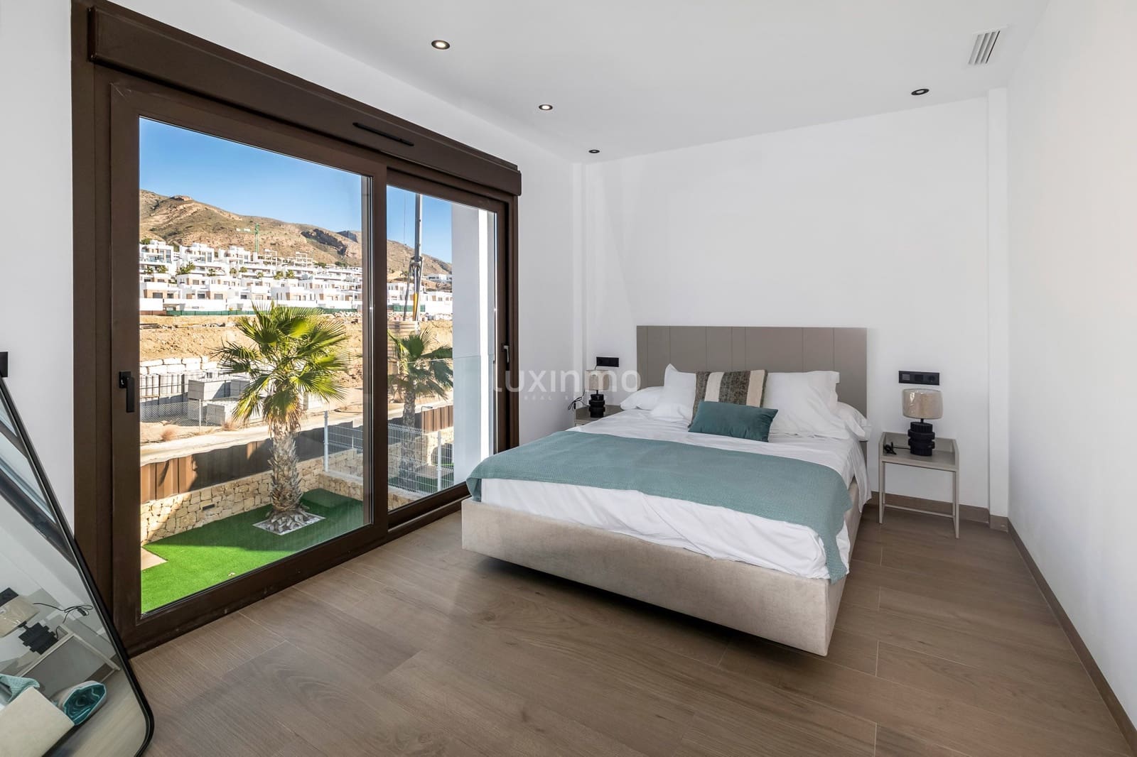 4 makuuhuone Huvila myytävänä paikassa Finestrat mukana uima-altaan 
autotalli - 865 000 € (Ref: 9597232)