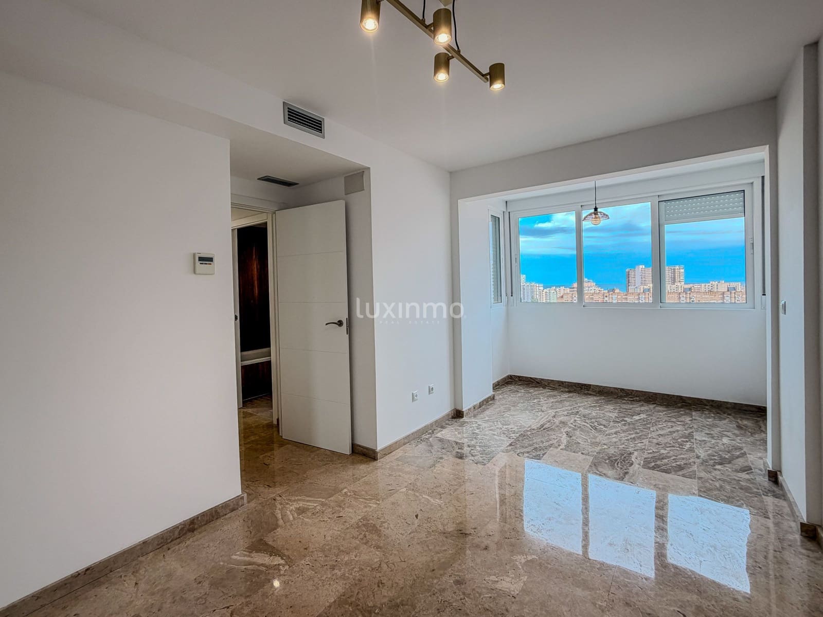3 makuuhuone Kattohuoneisto vuokrattavana paikassa San Juan de Alicante / Sant Joan d'Alacant mukana uima-altaan - 1 500 € (Ref: 9597233)