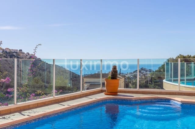 3 bedroom Villa for sale in Benitachell / Benitatxell with pool garage - € 465,000 (Ref: 9597237)