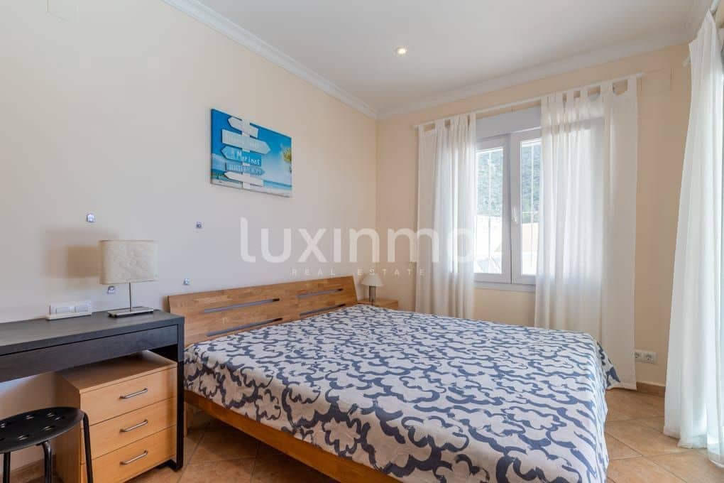 3 bedroom Villa for sale in Benitachell / Benitatxell with pool garage - € 465,000 (Ref: 9597237)