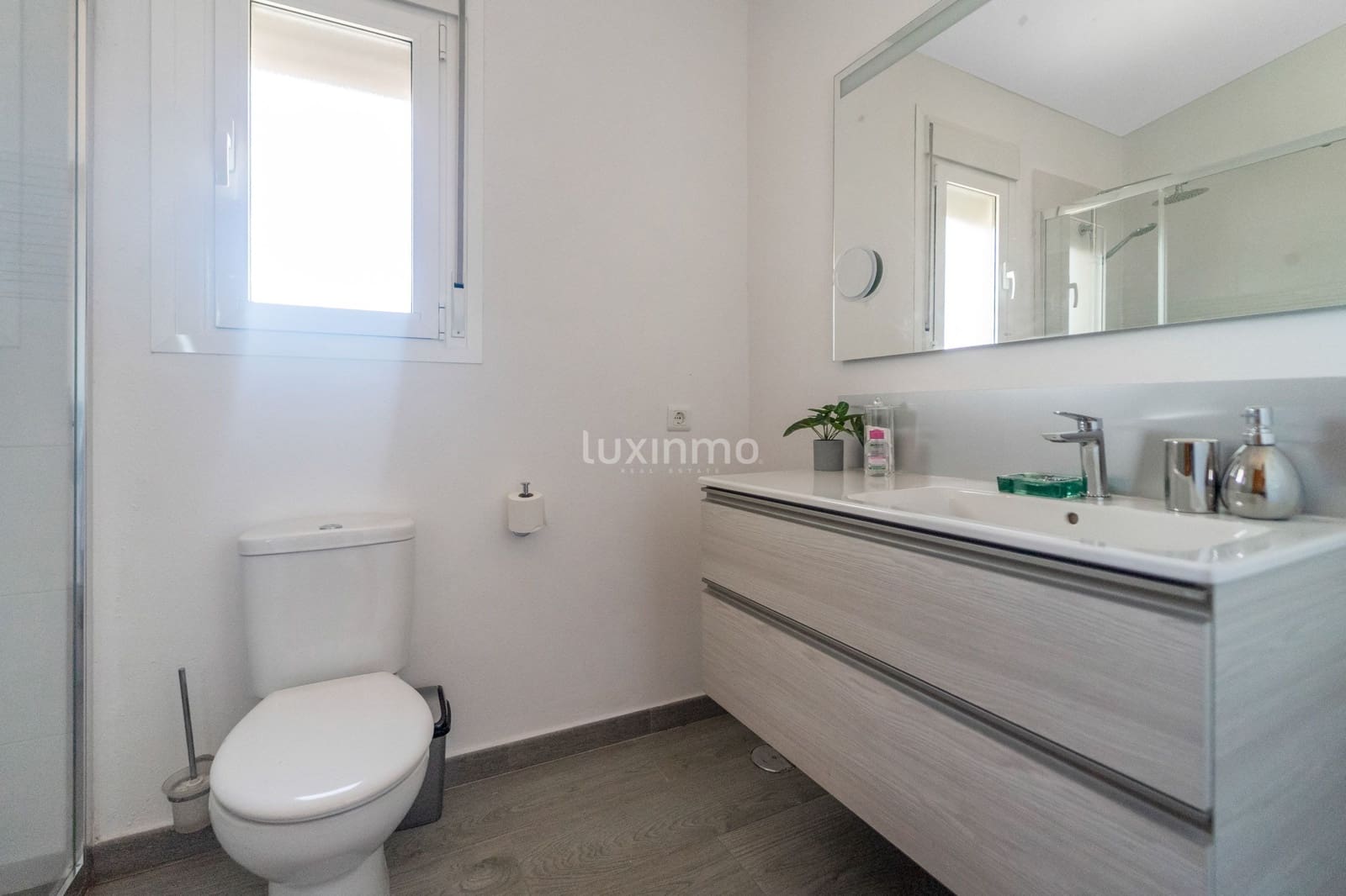 5 slaapkamer Villa te huur in Calpe / Calp met zwembad garage - € 2.500 (Ref: 9597272)