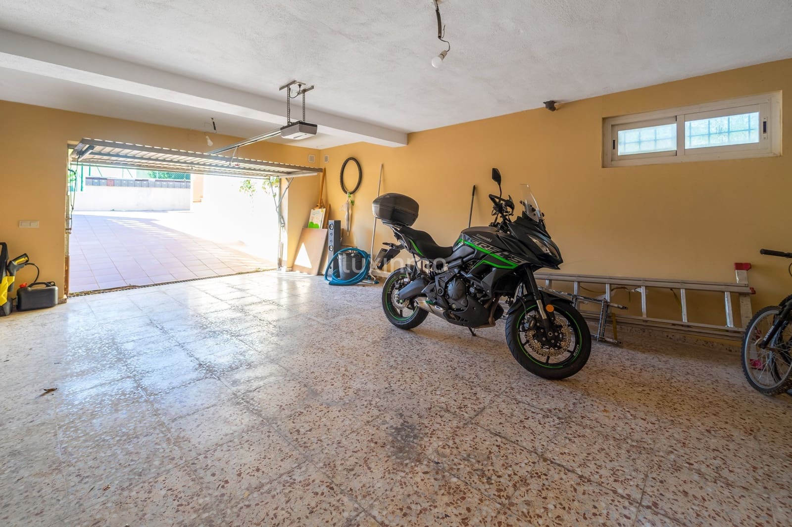 5 slaapkamer Villa te huur in Calpe / Calp met zwembad garage - € 2.500 (Ref: 9597272)