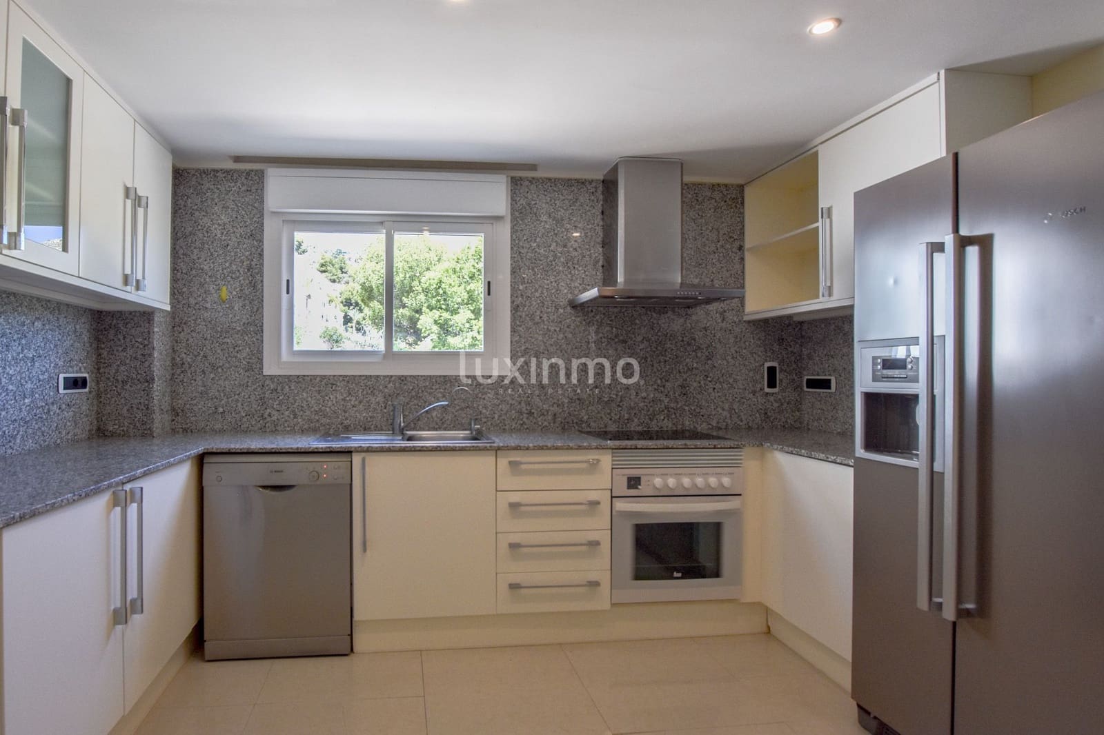 5 chambre Villa/Maison Mitoyenne à vendre à Altea avec piscine garage - 540 000 € (Ref: 9598543)