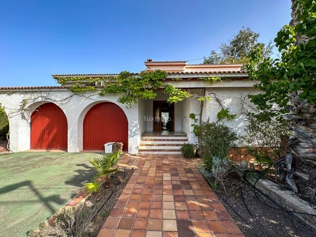 4 soverom Villa til salgs i San Juan de Alicante / Sant Joan d'Alacant med svømmebasseng garasje - € 900 000 (Ref: 9600852)