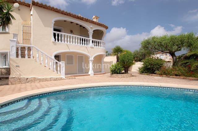 3 makuuhuone Huvila myytävänä paikassa Calpe / Calp mukana 
autotalli - 650 000 € (Ref: 9600867)