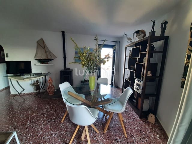 4 makuuhuone Huvila myytävänä paikassa Calpe / Calp mukana uima-altaan 
autotalli - 580 000 € (Ref: 9602466)