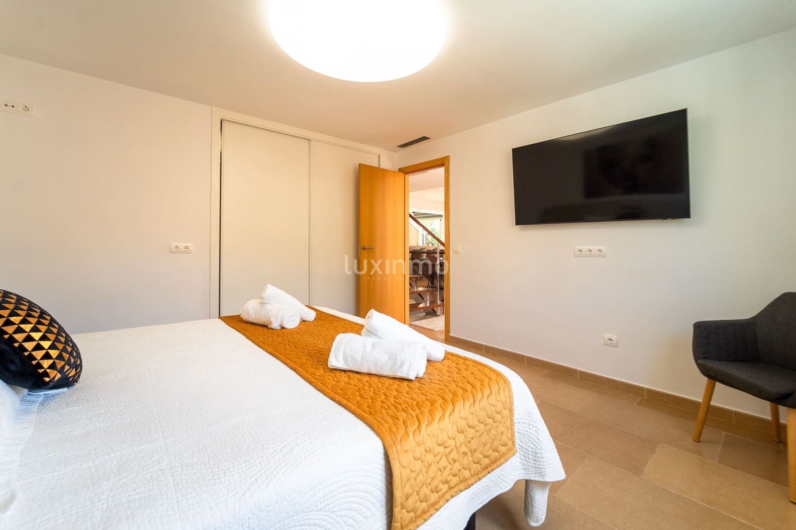 Chalet de 6 habitaciones en Calpe / Calp en venta con piscina garaje - 1.000.000 € (Ref: 9602481)