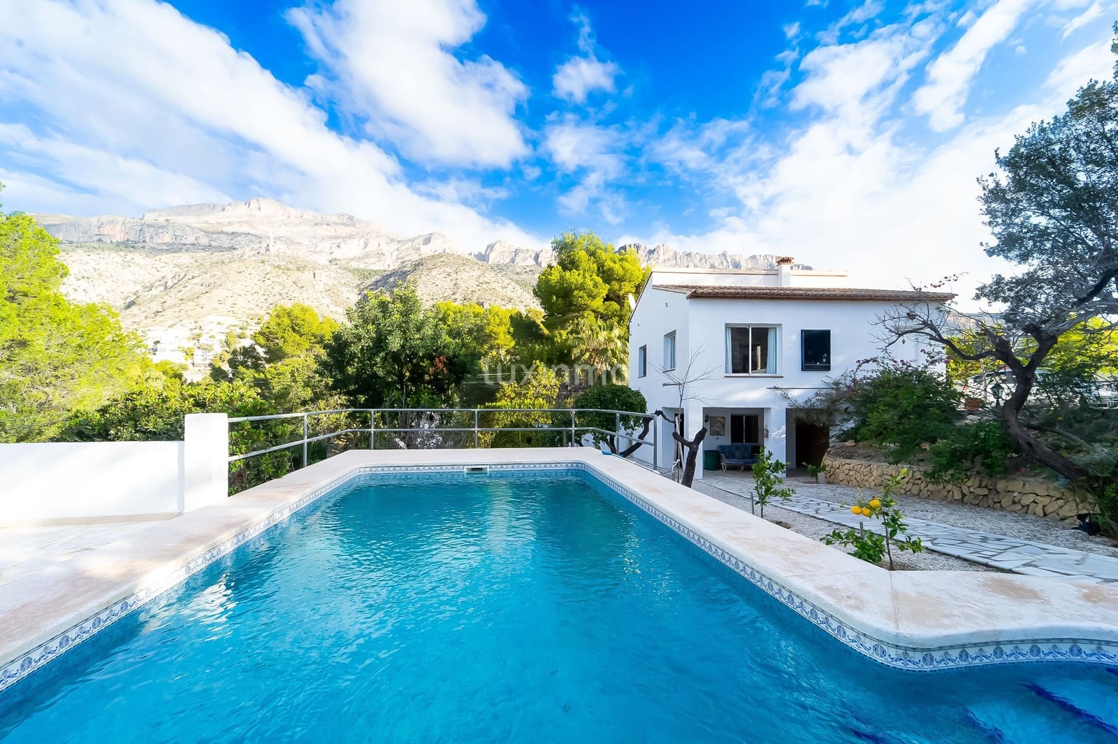 6 camera da letto Villa in vendita in Altea con piscina garage - 740.000 € (Rif: 9602484)