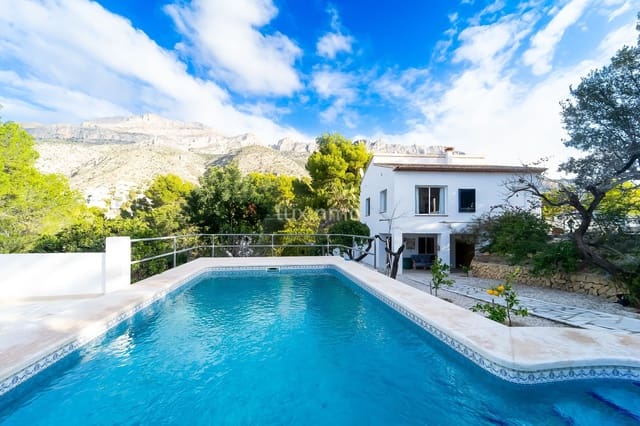 6 camera da letto Villa in vendita in Altea con piscina garage - 740.000 € (Rif: 9602484)