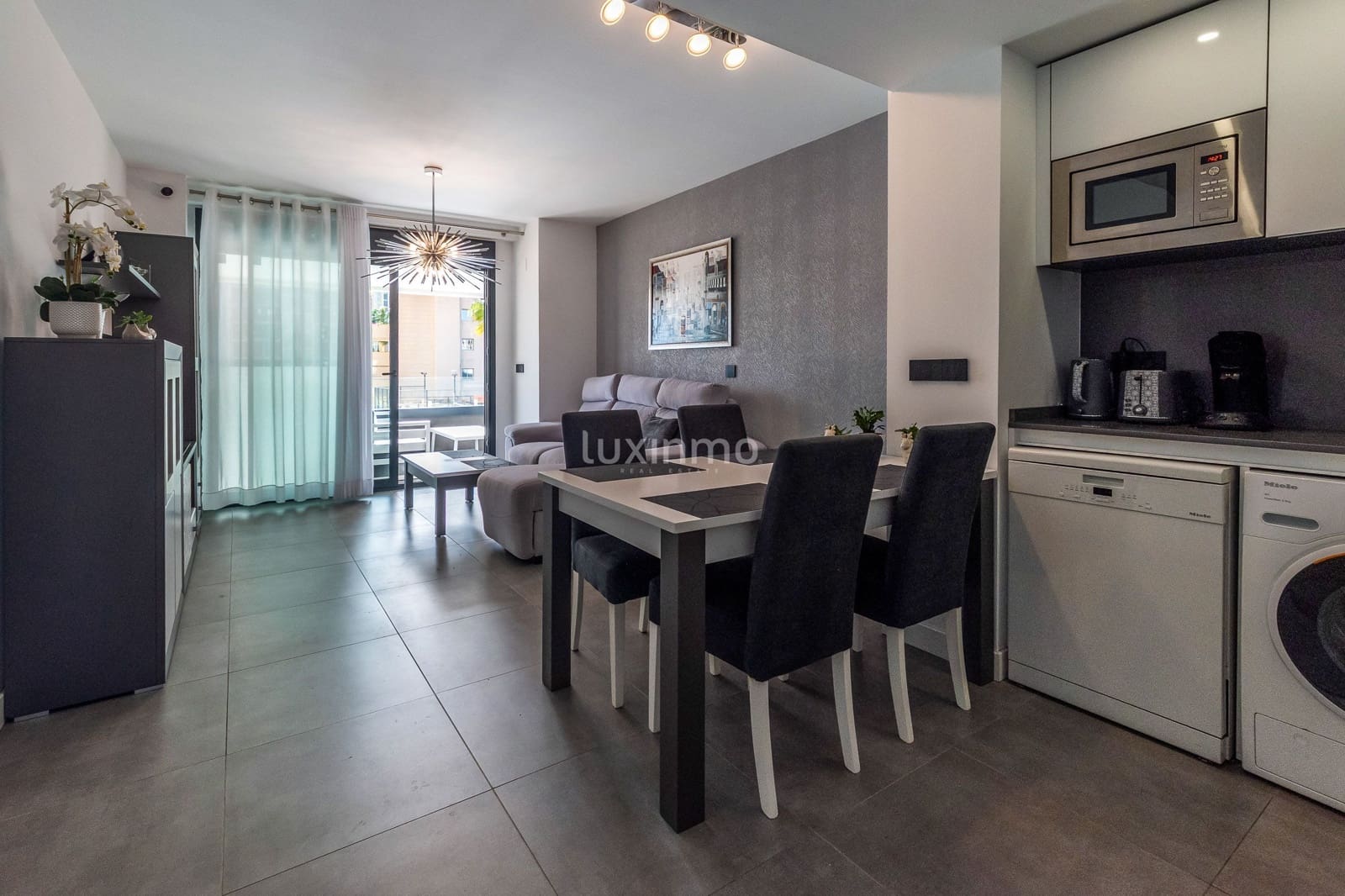 2 soverom Leilighet til salgs i Calpe / Calp med svømmebasseng garasje - € 425 000 (Ref: 9603227)