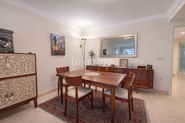 3 bedroom Flat for sale in Dénia with garage - € 367,000 (Ref: 9603228)