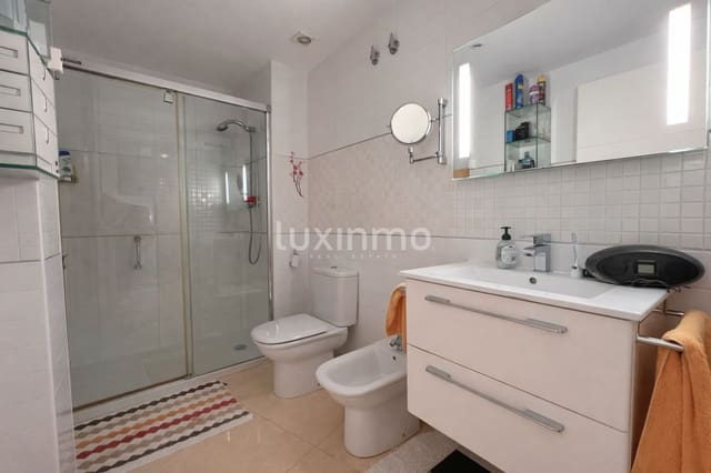 3 bedroom Flat for sale in Dénia with garage - € 367,000 (Ref: 9603228)