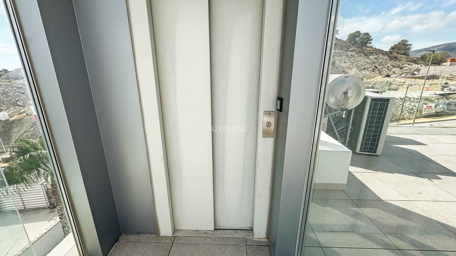 5 soverom Villa til salgs i Finestrat med svømmebasseng garasje - € 1 600 000 (Ref: 9603229)