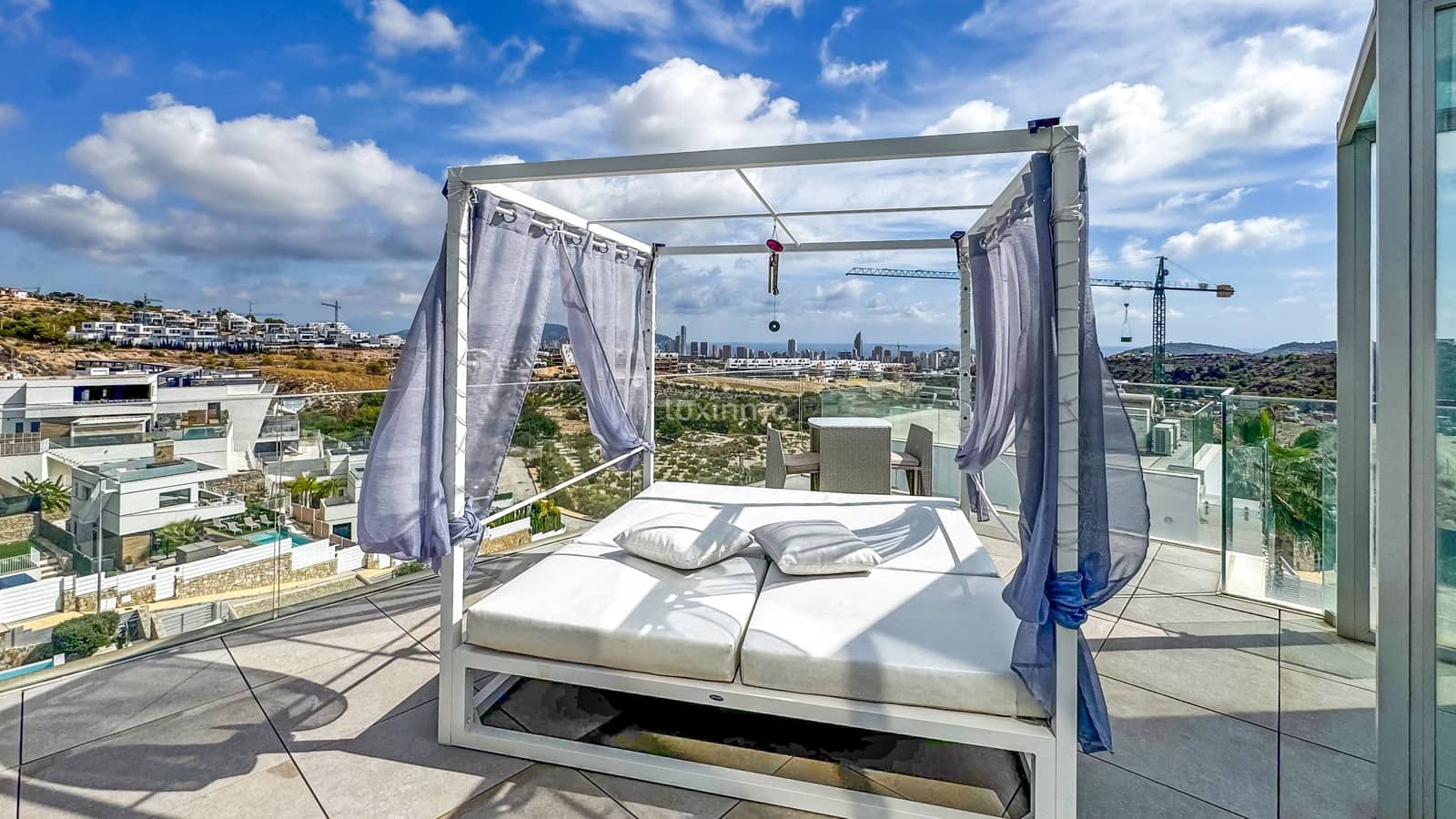 5 soverom Villa til salgs i Finestrat med svømmebasseng garasje - € 1 600 000 (Ref: 9603229)