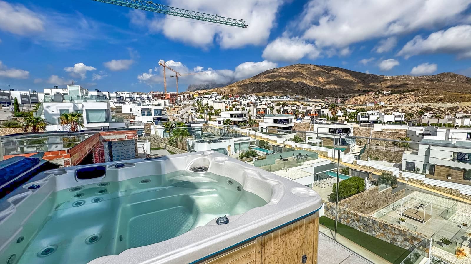 5 soverom Villa til salgs i Finestrat med svømmebasseng garasje - € 1 600 000 (Ref: 9603229)