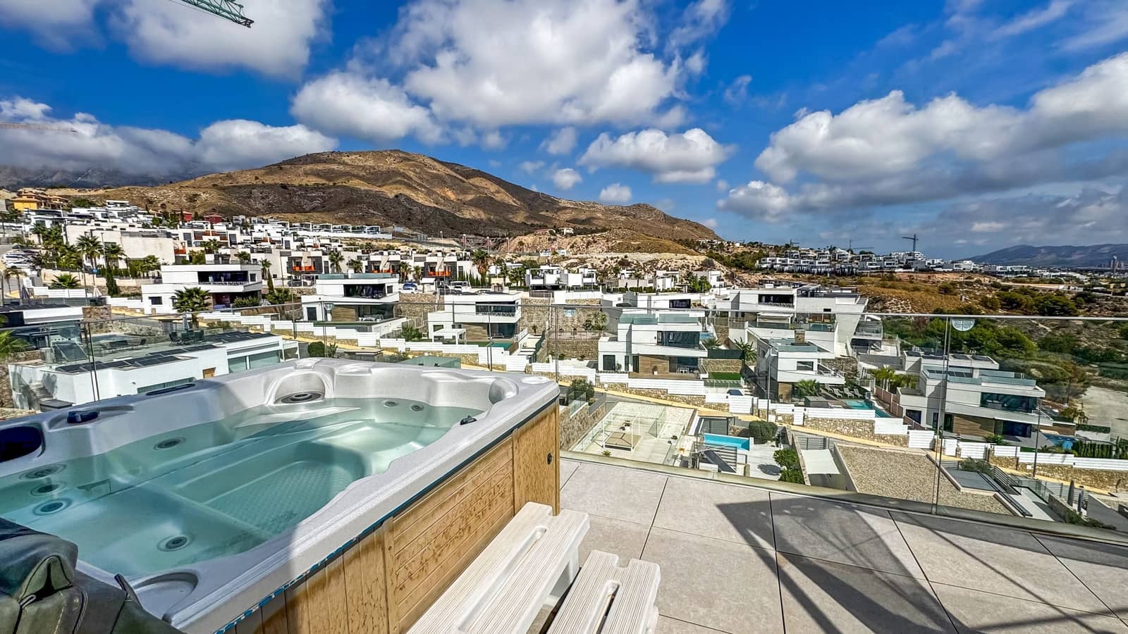 5 soverom Villa til salgs i Finestrat med svømmebasseng garasje - € 1 600 000 (Ref: 9603229)