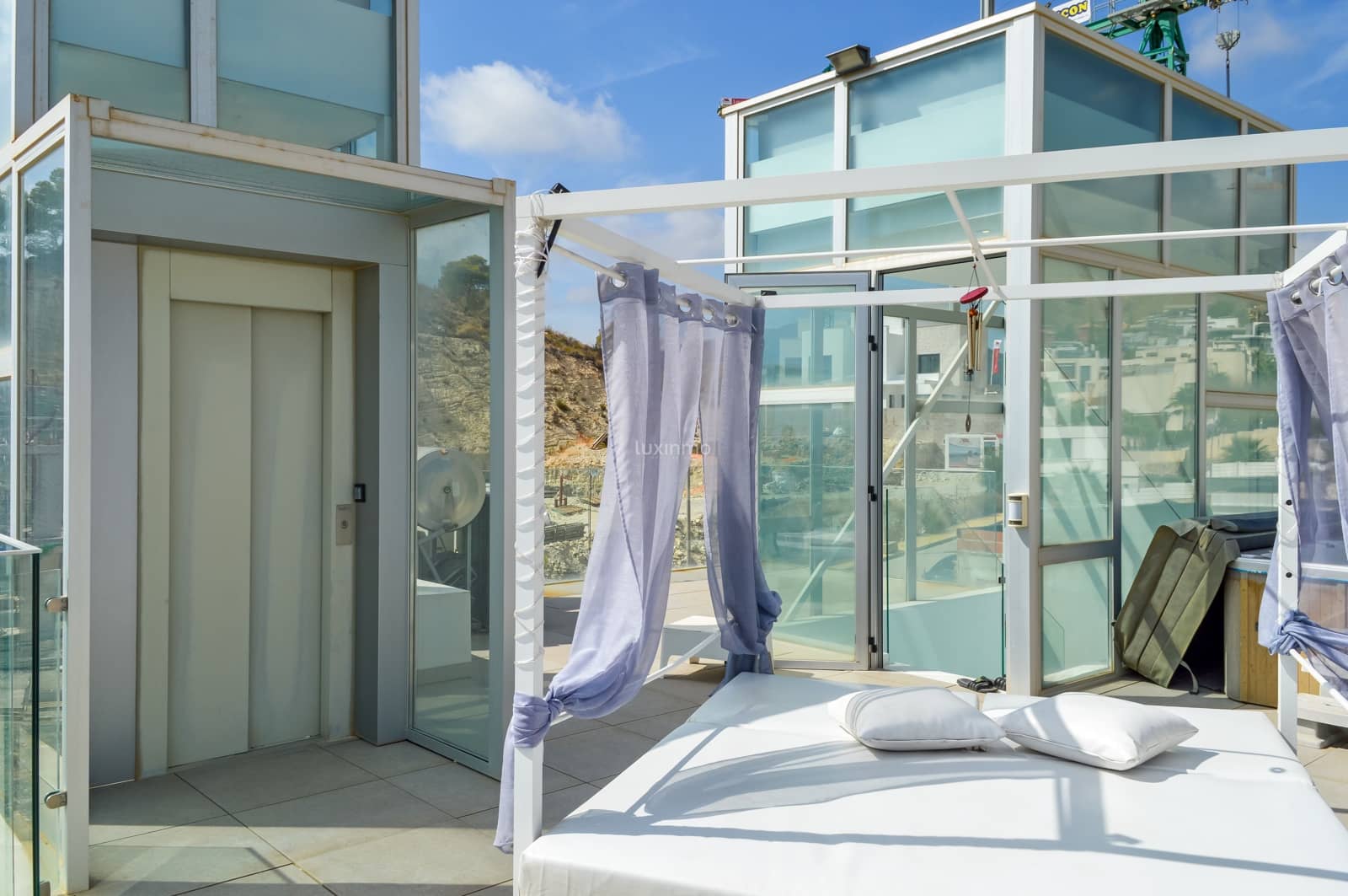 5 soverom Villa til salgs i Finestrat med svømmebasseng garasje - € 1 600 000 (Ref: 9603229)