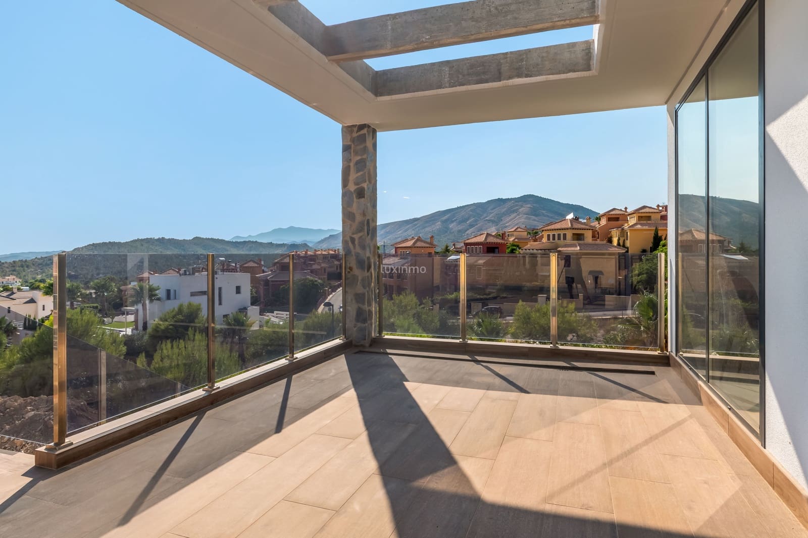 4 bedroom Villa for sale in Finestrat with pool garage - € 920,000 (Ref: 9604512)