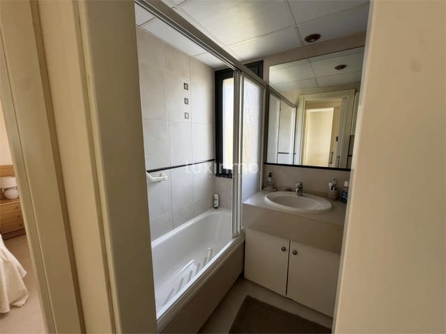 2 bedroom Apartment for sale in Benidorm with pool garage - € 329,000 (Ref: 9604522)