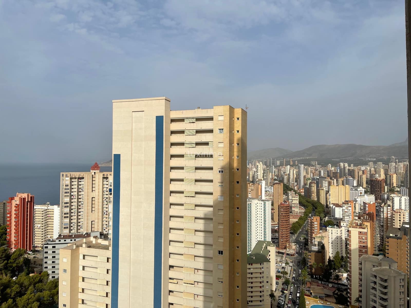 2 bedroom Apartment for sale in Benidorm with pool garage - € 329,000 (Ref: 9604522)