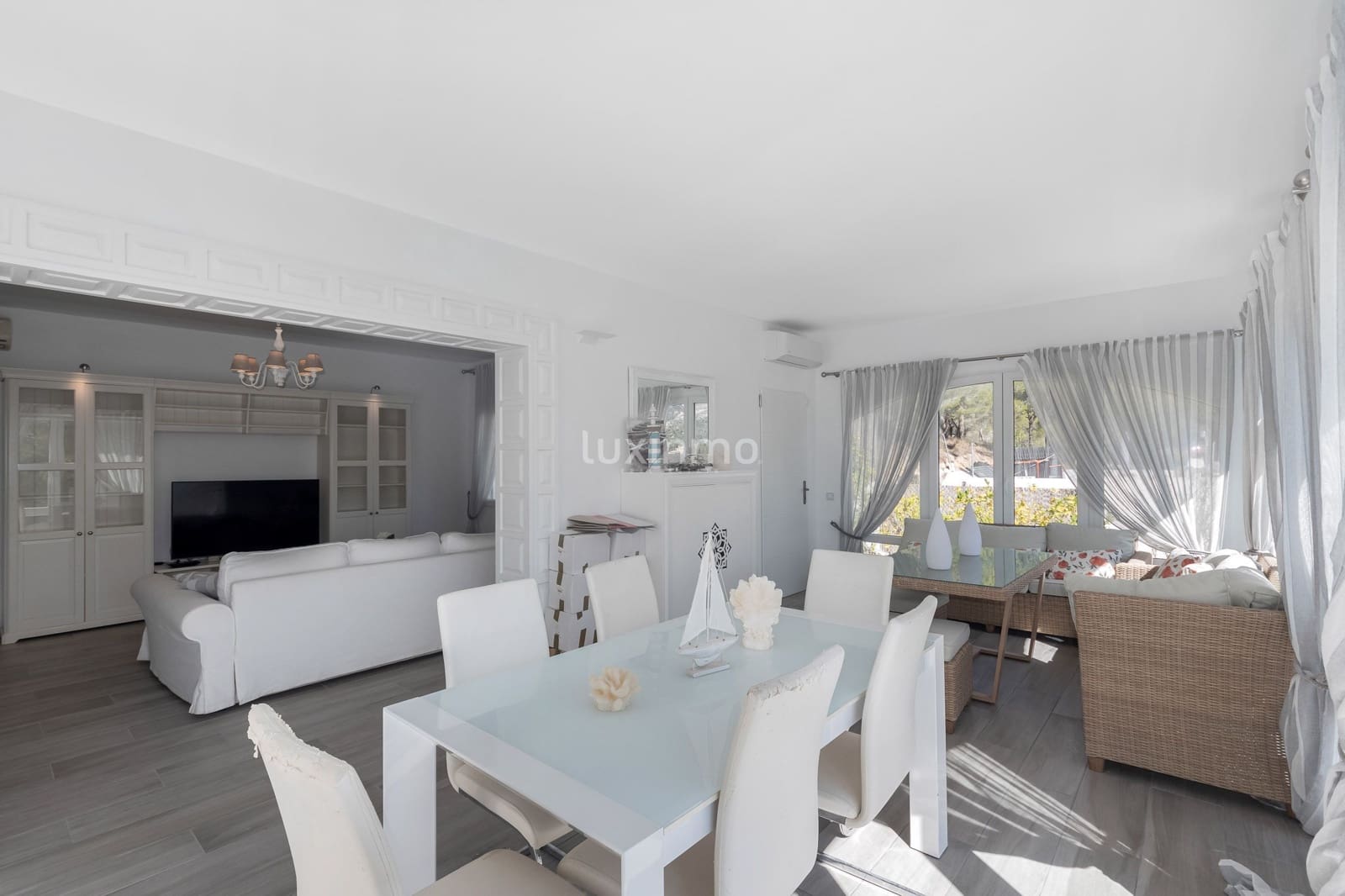 4 slaapkamer Villa te koop in Altea met zwembad garage - € 645.000 (Ref: 9604529)