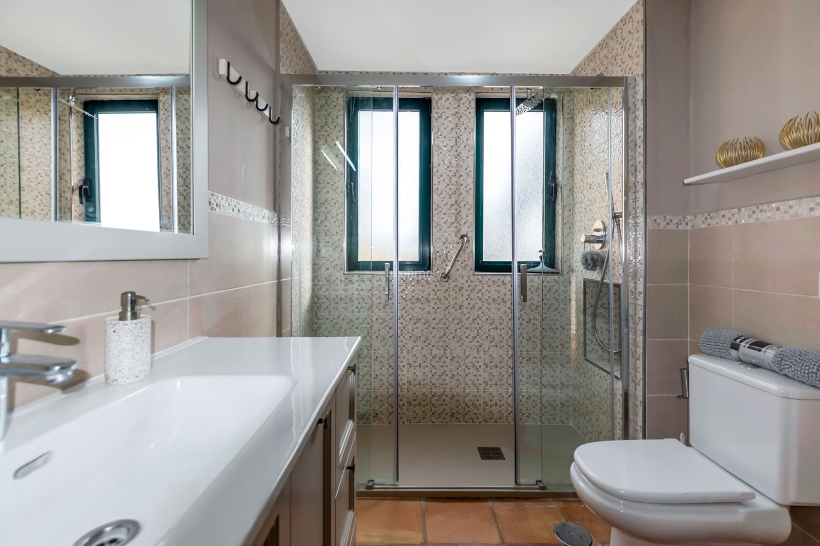 3 slaapkamer Villa te huur in Finestrat met zwembad garage - € 1.950 (Ref: 9606635)