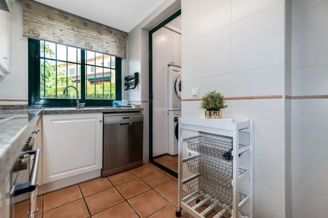 3 slaapkamer Villa te huur in Finestrat met zwembad garage - € 1.950 (Ref: 9606635)