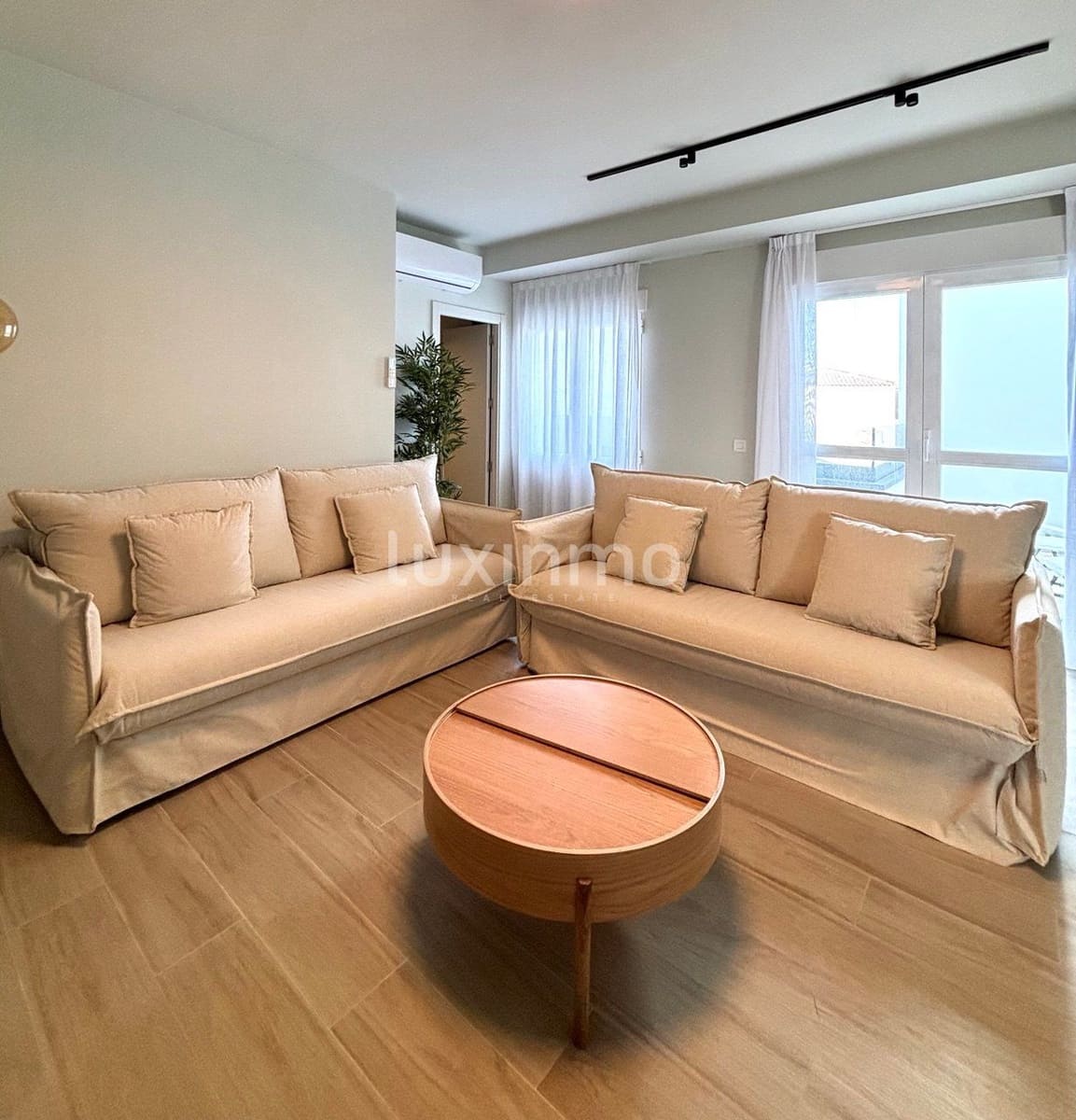 3 bedroom Apartment for rent in Alfaz del Pi / L'Alfas del Pi with pool garage - € 2,150 (Ref: 9606916)