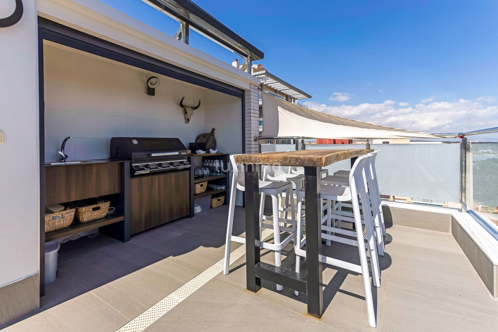 3 soveværelse Penthouse til salg i Guardamar del Segura med swimmingpool garage - € 625.000 (Ref: 9607102)