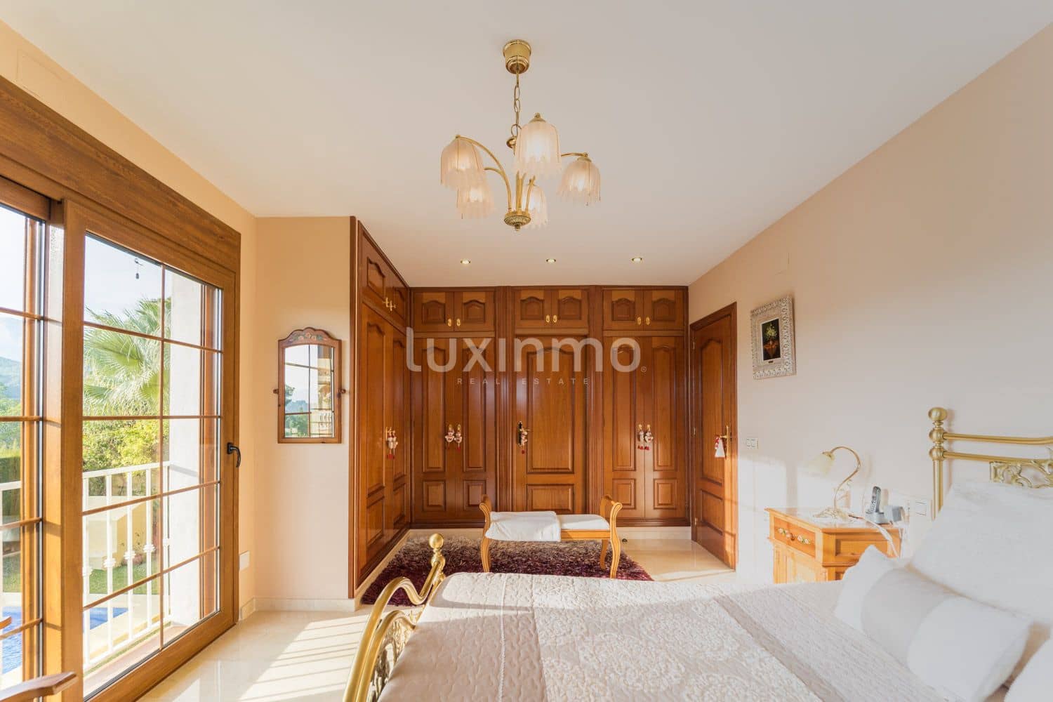 6 soverom Villa til salgs i La Nucia med svømmebasseng garasje - € 840 000 (Ref: 9607108)